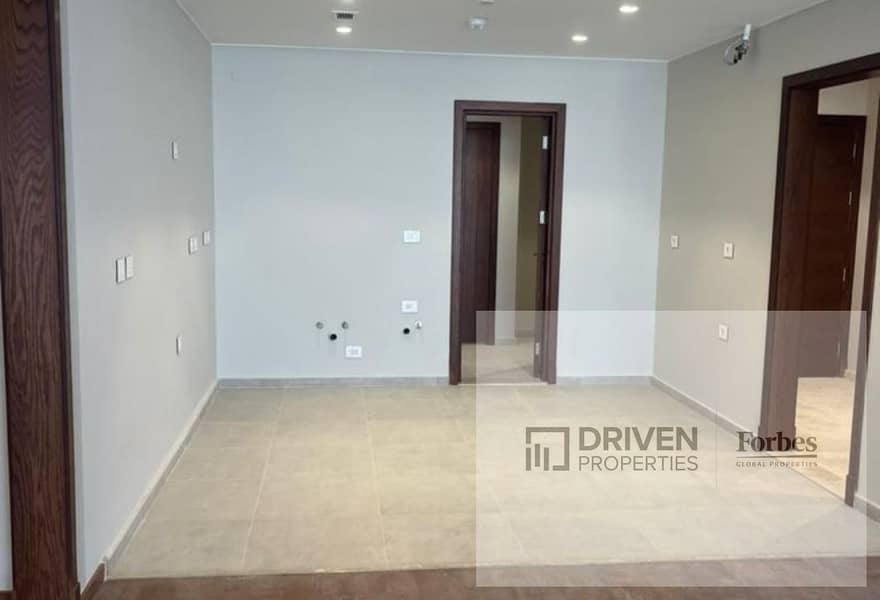 Ready To Move High Floor Fully Finished Apartment 3BD For Sale In Aeon Compound Sheikh Zayed 6th of October Giza - Widok 4