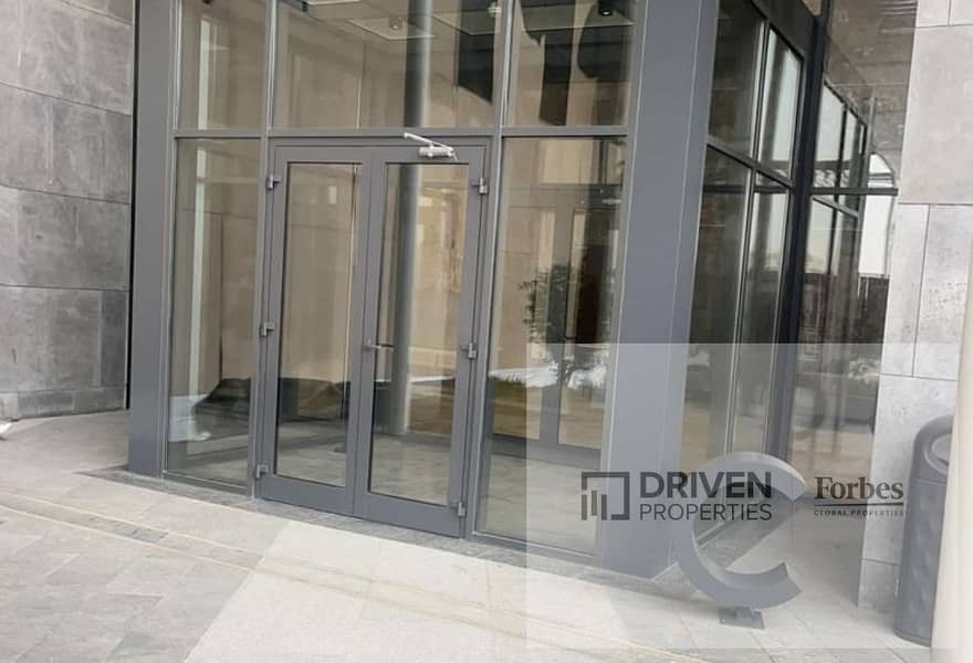 Ready To Move High Floor Fully Finished Apartment 3BD For Sale In Aeon Compound Sheikh Zayed 6th of October Giza - Widok 6