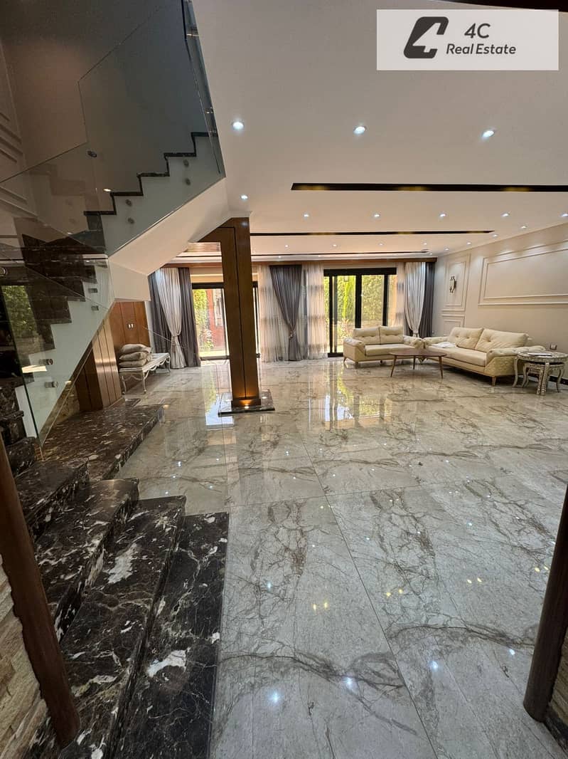 Twin house villa ready to move 410m ultra super lux finishing with ACs prime location open view landscape in Al Marasem Fifth Square Fifth Settlement - Ansicht 3