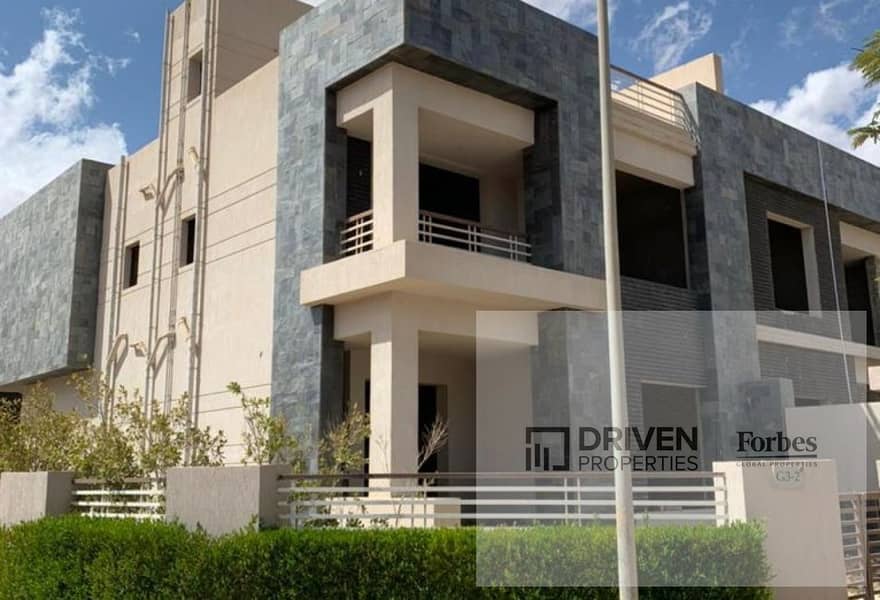 Ready To Move Twin House 475M For Sale In Al Karma 4 Compound Near Allegria Sheikh Zayed, Giza - Więcej
