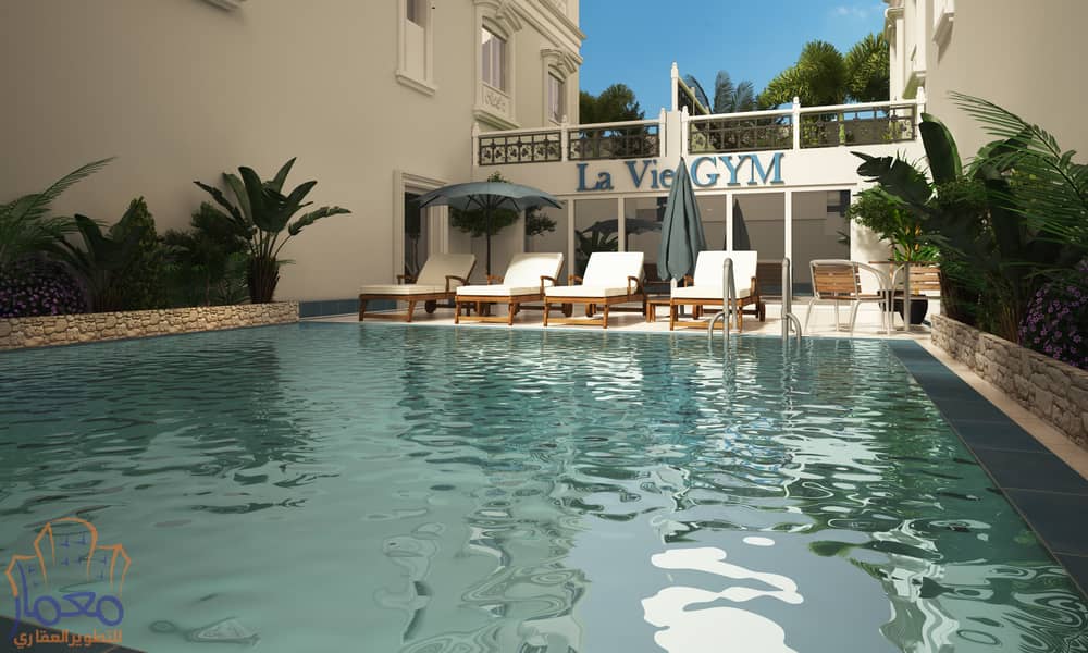 4 swimming pool shot. jpg