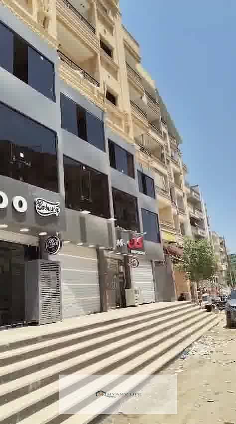 (From the owner directly) For sale in Hadayek Al Ahram on Horus Main Gate Street, units suitable for office administration or medical clinic or hotel unit, down payment contract starting from 600,000 - Ansicht 3