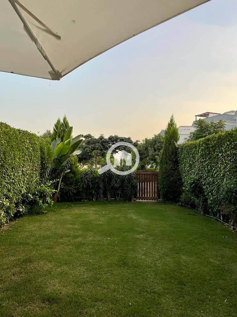 i villa for sale in Mountain View Compound, Giza Plateau, ultra-modern finishing with kitchen - Widok 2