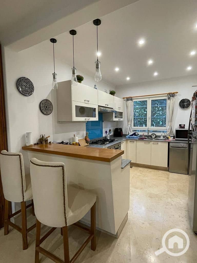 i villa for sale in Mountain View Compound, Giza Plateau, ultra-modern finishing with kitchen - Widok 4