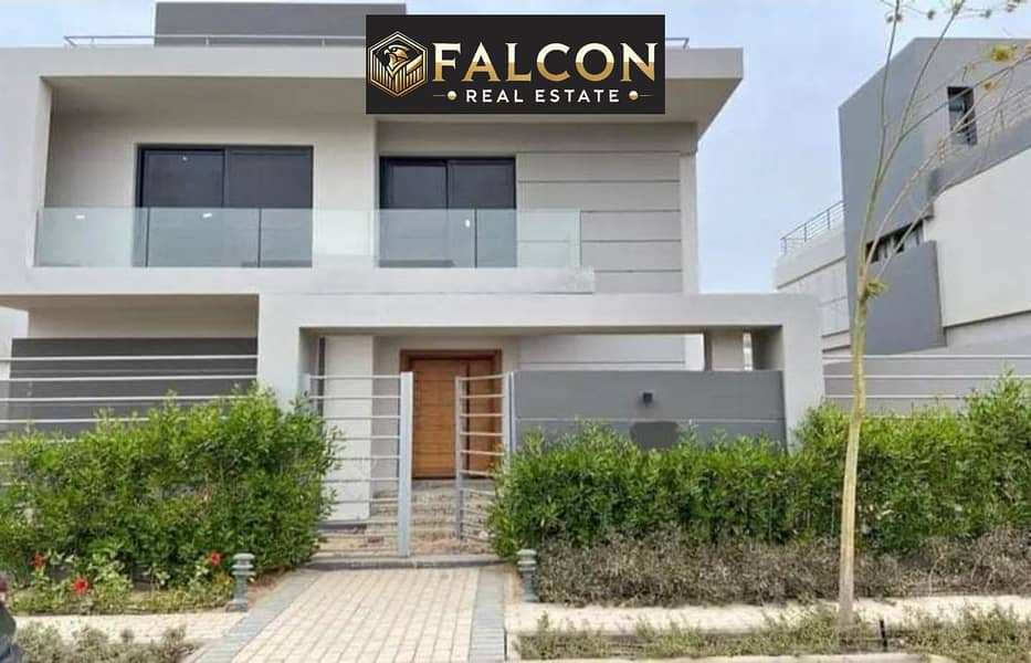 Ready twin house villa +garden prime location in El Shorouk City by La Vista City, offering high privacy. - Mehr