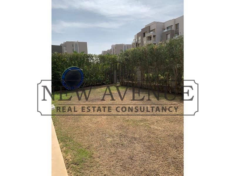 The best location and best price for fully finished ground with kitchen apartment in VGK Overlooking on the lake direct and wide landscape - Więcej
