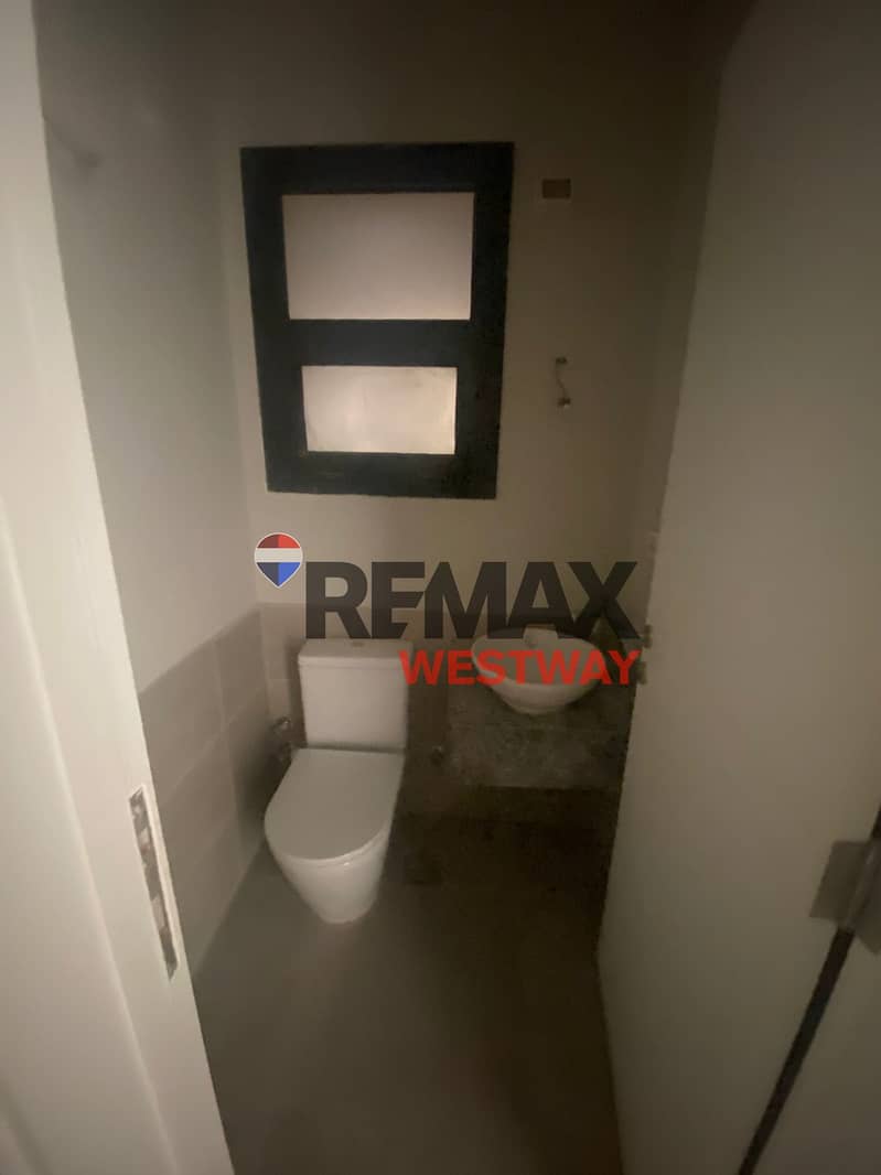 Ground floor apartment with a garden for rent in O West - Mehr