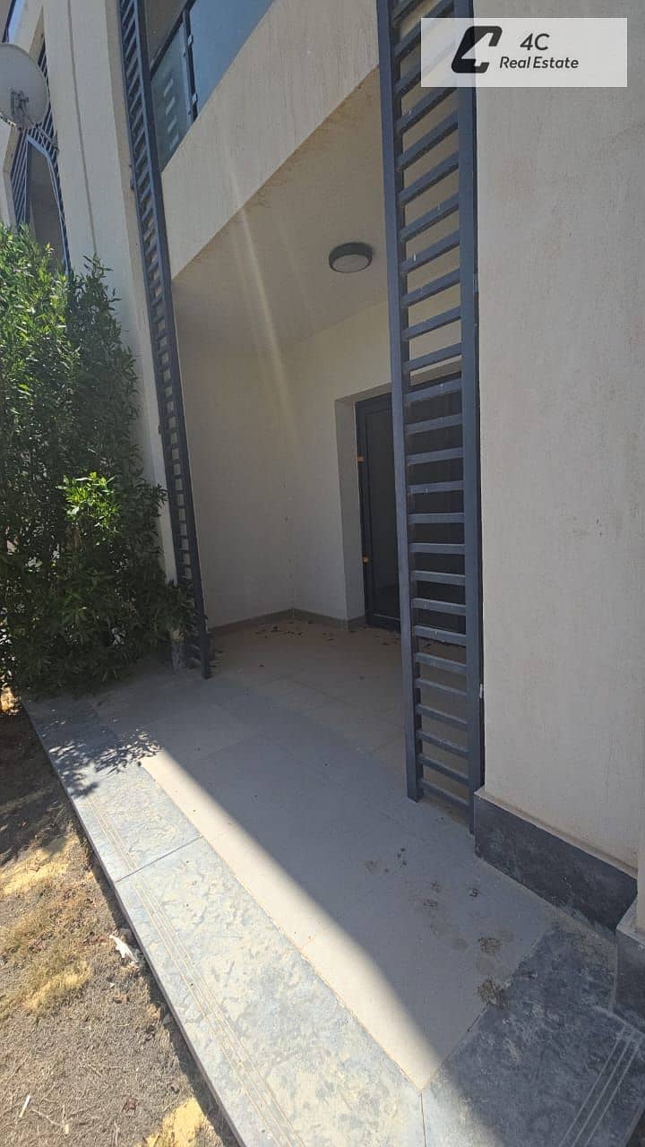 Chalet Penthouse Duplex for sale 95 m under market price fully finished ready to move bahry View pool Very prime location Gaia , North coast - Ansicht 5
