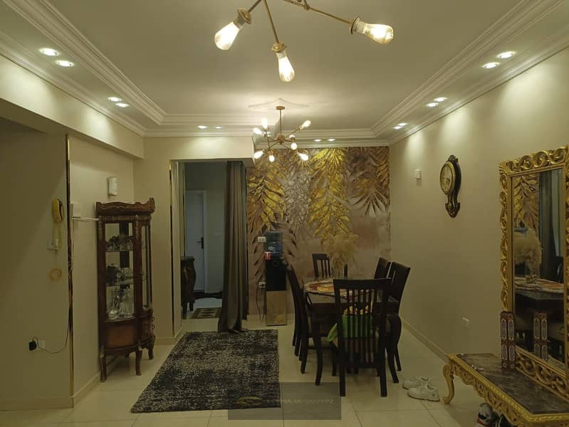 Distinctive apartment for sale in the 16th district of Sheikh Zayed City - a quiet and unique location close to services. - Widok 4