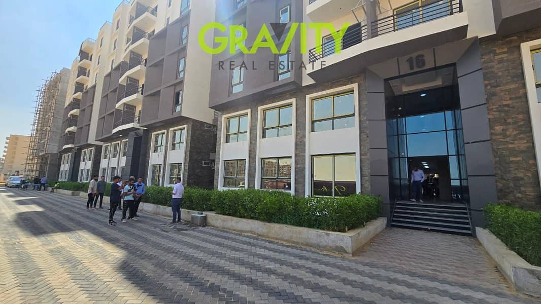 Green Avenue 30% discount on a fully finished, ready-to-move-in three-bedroom apartment with a landscape view in R7, New Administrative Capital. - Widok 6