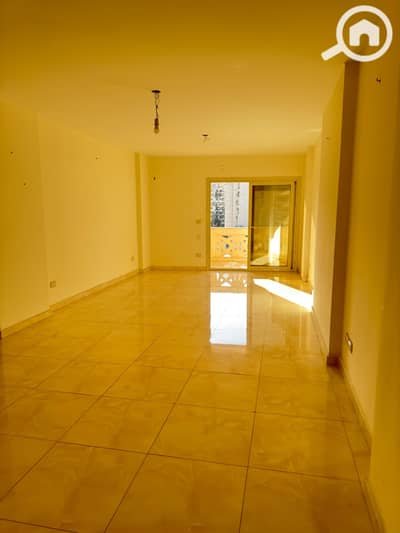 3 Bedroom Flat for Rent in Saba Pasha, Alexandria - 15d9c69a-befe-4676-b436-caf13f14f1f4. jpg