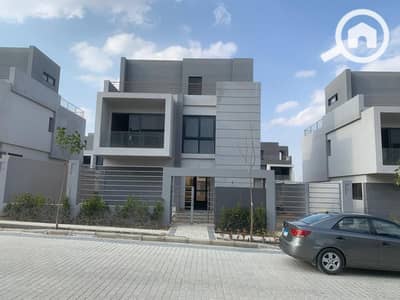 فیلا 4 غرف نوم للبيع في الشيخ زايد، الجيزة - WhatsApp Image 2026-03-03 at 2.21. 08 PM. jpeg