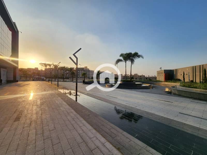 *A unique opportunity in the Fifth Settlement for cash sale or installment *Office, store, or clinic* for cash sale or installment in a prime location in the the ledge mall New Cairo - South Investors near Mountain View compound - area: 77 m - first floor - Est* - Ansicht 3