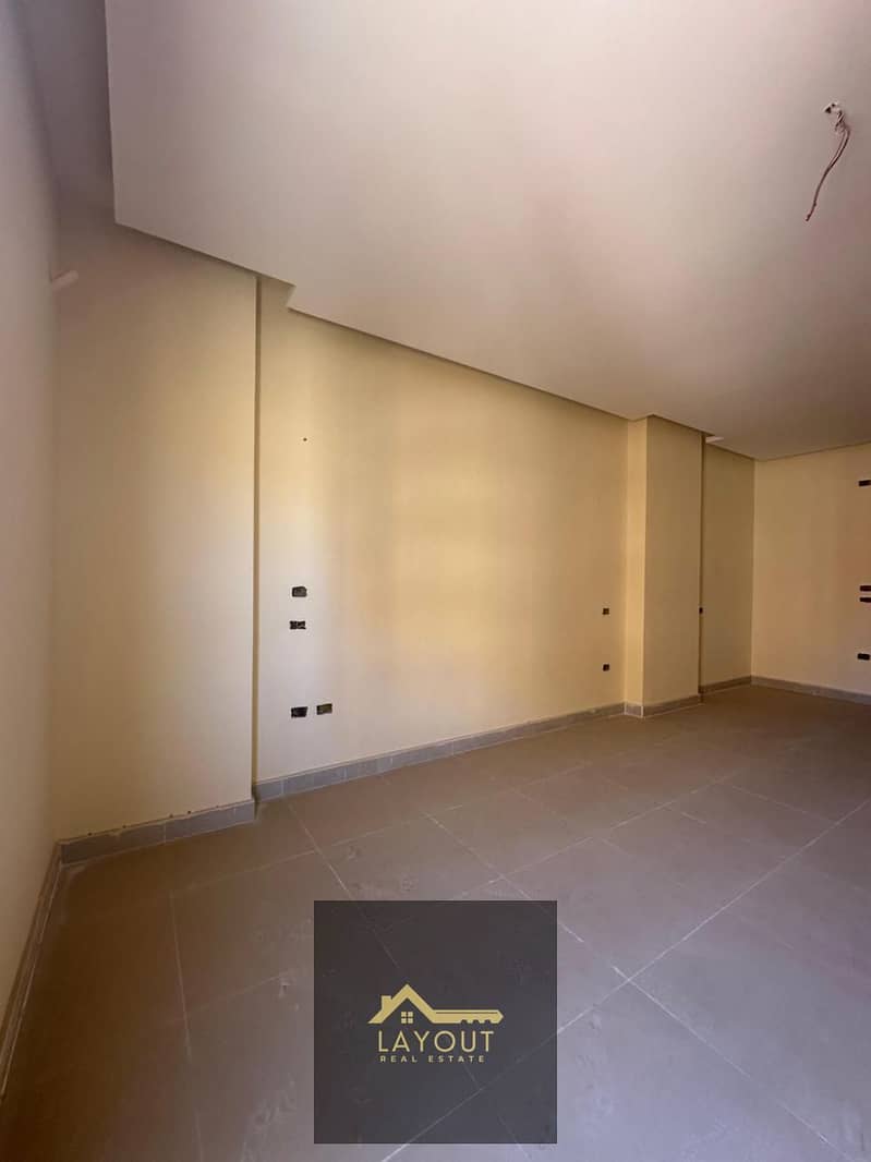 3,600,000 EGP | 120m Apartment for Sale in Administrative Prosecution Compound – New Cairo Luxury Finishing – Ready to Move In – Private Parki - Widok 3
