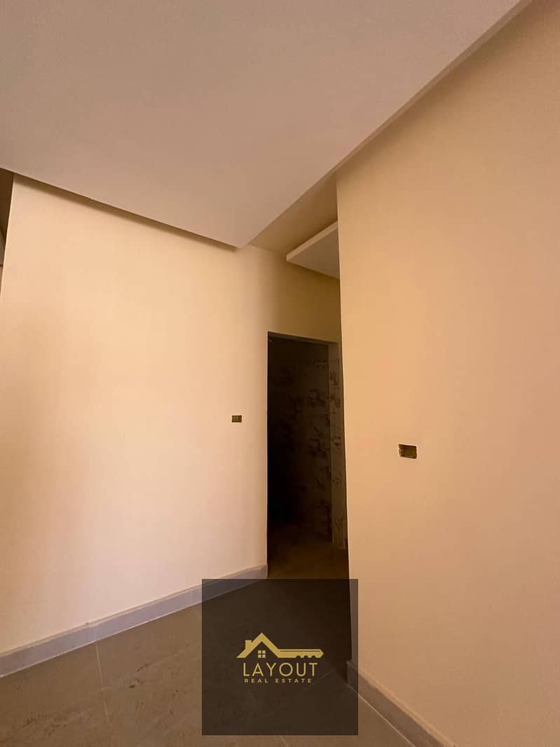 3,600,000 EGP | 120m Apartment for Sale in Administrative Prosecution Compound – New Cairo Luxury Finishing – Ready to Move In – Private Parki - Widok 4