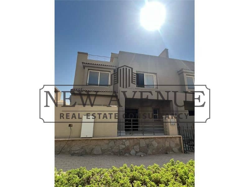 Twin House with Lake View and Landscape for Sale in Palm Hills Katameya - Mehr