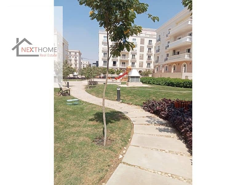 Apartment for Sale Prime Location Direct Landscape with Lowest Down Payment and Immediate Delivery in Hyde Park Compound, 6th Settlement. - Widok 4