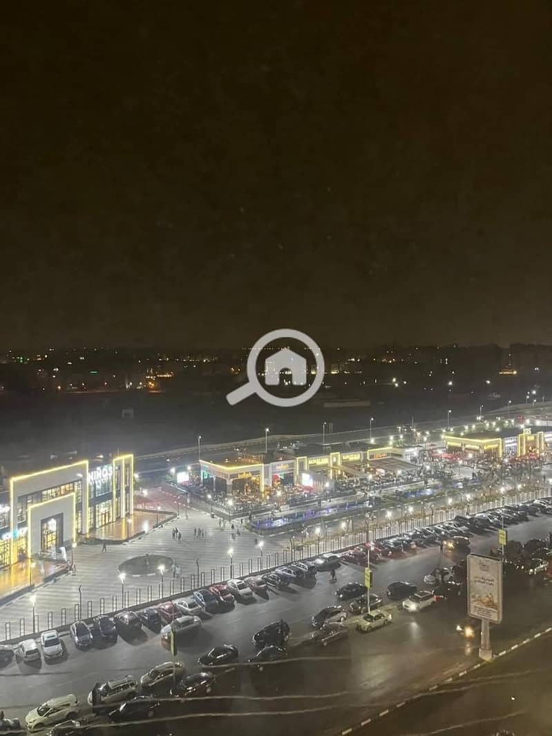 Apartment for sale 155m on the main 50th Street, Zahraa El Maadi, 10th floor, 3 rooms, 2 bathrooms, large reception area with two pieces, electricity and natural gas meter, and 2 elevators, close to all services +20 15 03622666 - Ansicht 2
