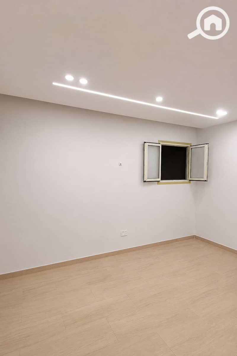 7 1000620531. png