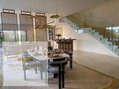 8 Bedroom Villa for Sale in New Cairo, Cairo - لعشاق للمساحات الكبيرة فيلا منفصله بجوار توكيل مرسيدس وقطاميه هايتس
