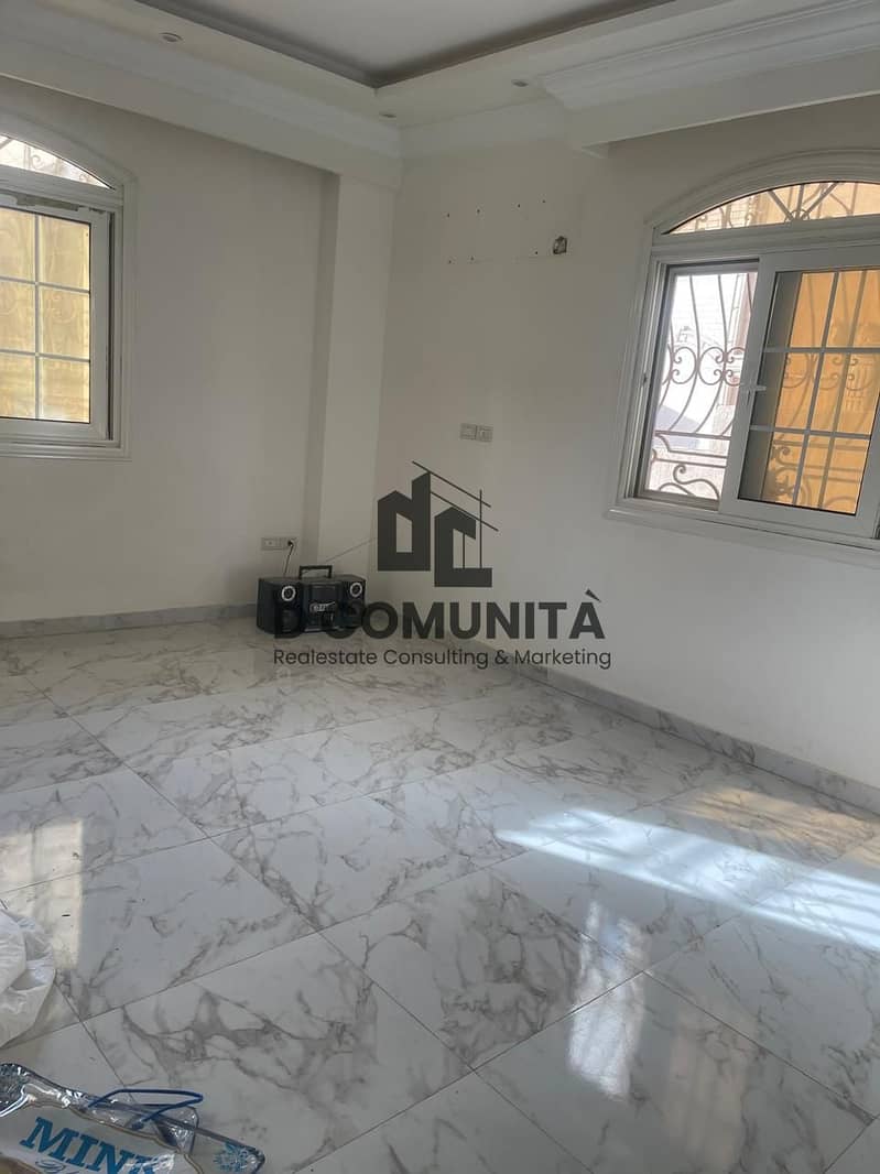 A distinctive residential opportunity for rent, an apartment with a practical design in the Defense National Villas area in the Southern Investors neighborhood in New Cairo. - Widok 3