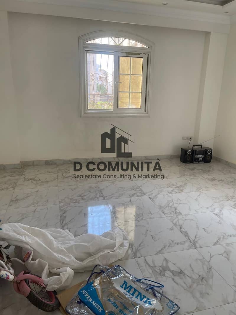 A distinctive residential opportunity for rent, an apartment with a practical design in the Defense National Villas area in the Southern Investors neighborhood in New Cairo. - Widok 4