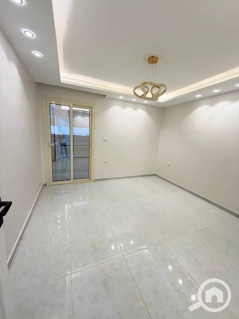 Apartment for sale, hotel-style finishing, in the third district, third neighborhood, close to the central axis, Rana Mall, and all services, 6th of O - Widok 6