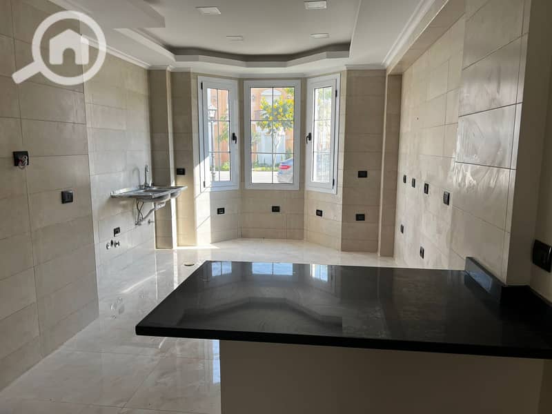 Corner townhouse with kitchen and air conditioning in Layan Sabour compound, first residence in the best location in the compound - Widok 5