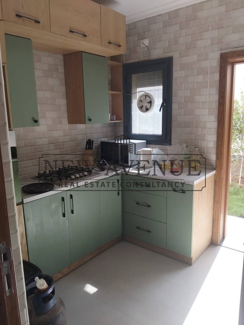 First-row beachfront villa for sale in one of the best locations in the North Coast, featuring a direct sea view, premium finishing, and a great price – pohled 4