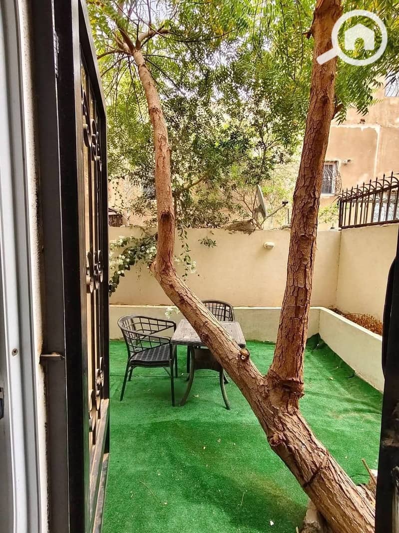Furnished chalet for rent in Badr El Din Chalets, Sheikh Zayed, District 16. Two air-conditioned rooms, smart screen, Wi-Fi. – pohled 4