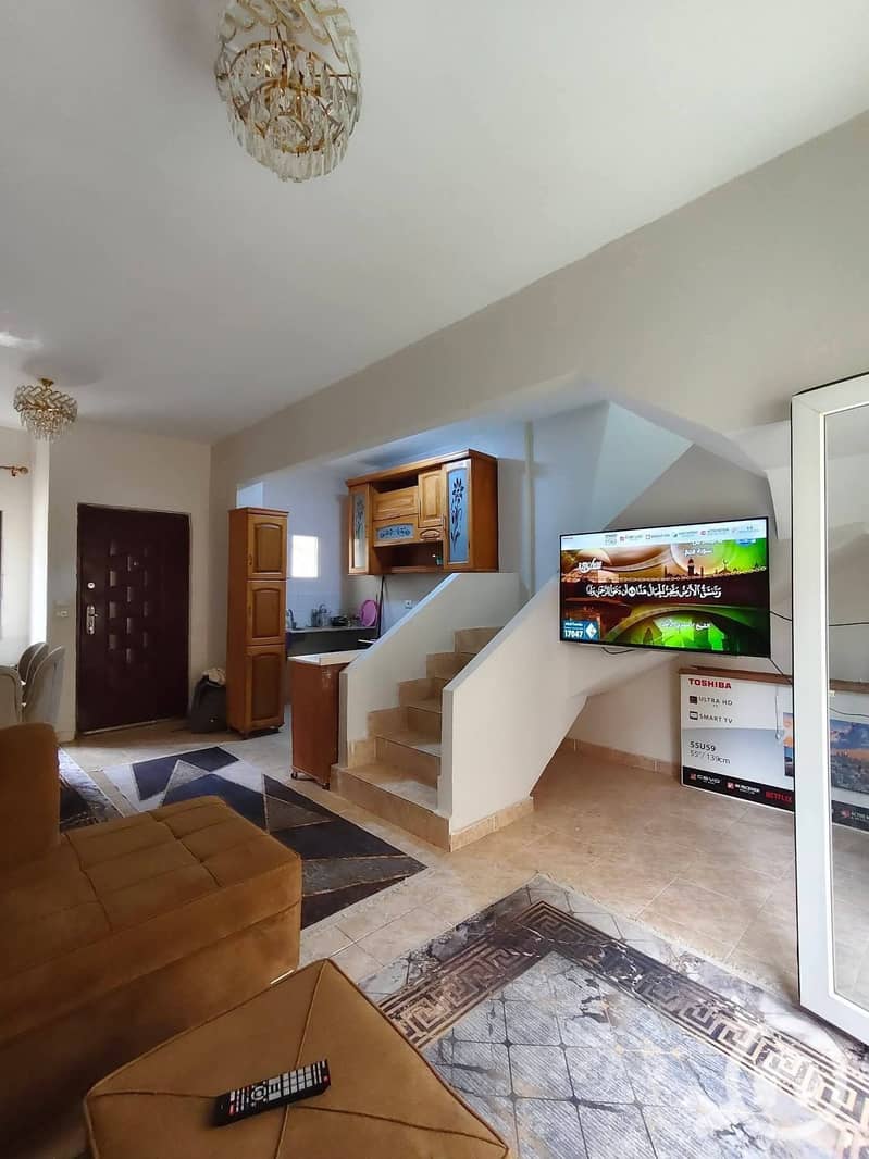 Furnished chalet for rent in Badr El Din Chalets, Sheikh Zayed, District 16. Two air-conditioned rooms, smart screen, Wi-Fi. – další