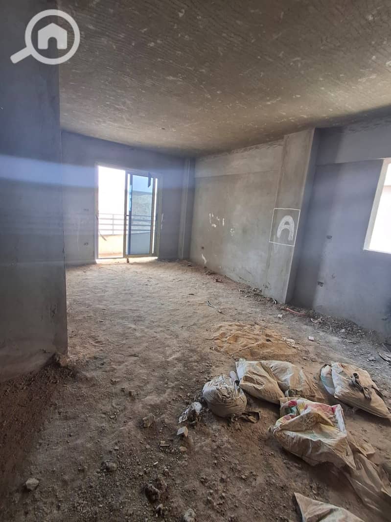 Apartment for sale in the mini compound Jesse Hills in Bayt Al-Watan, in front of Zayed 4. - Widok 3