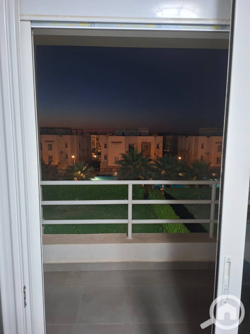 30 414189. jpg