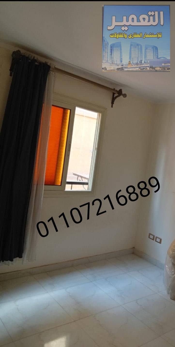 An apartment near Helmeya Square and the National Bank is not damaged - Widok 5