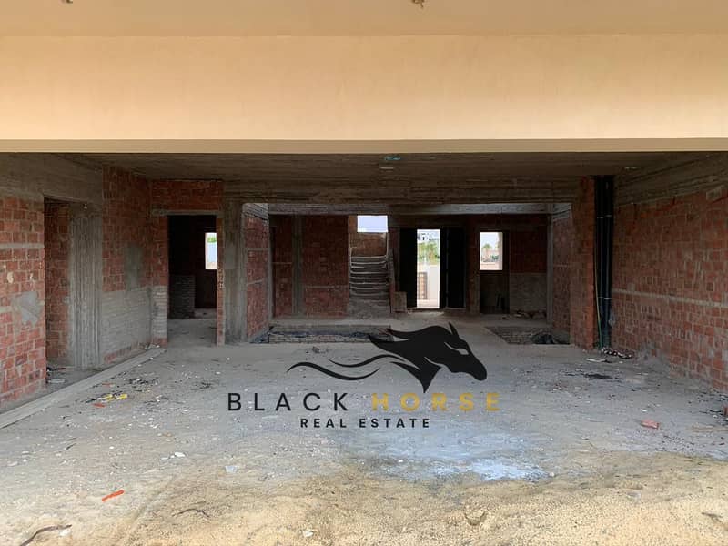 Standalone 5BR Villa for Sale in Hacienda White, North Coast – 936 sqm Land, 500 sqm Built - Mehr