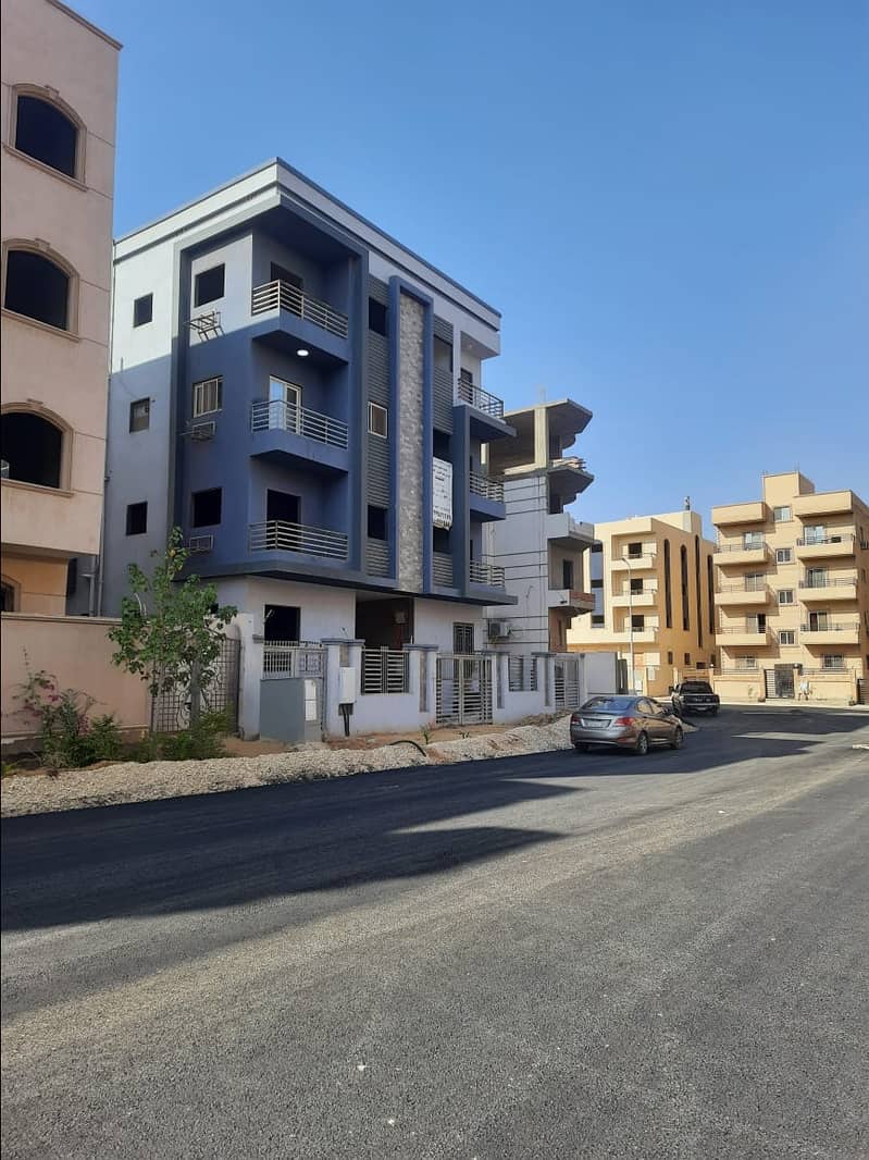شقة بالتوسعات الشمالية ال٢٠٠٠ قطعه حي البوليفارد شقة بالتوسعات الشمالية ال٢٠٠٠ قطعه حي البوليفارد
