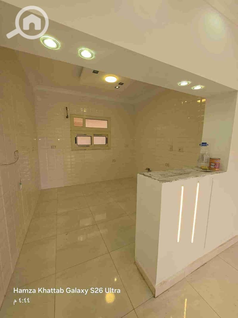 Administrative office for rent in Sheikh Zayed - Więcej