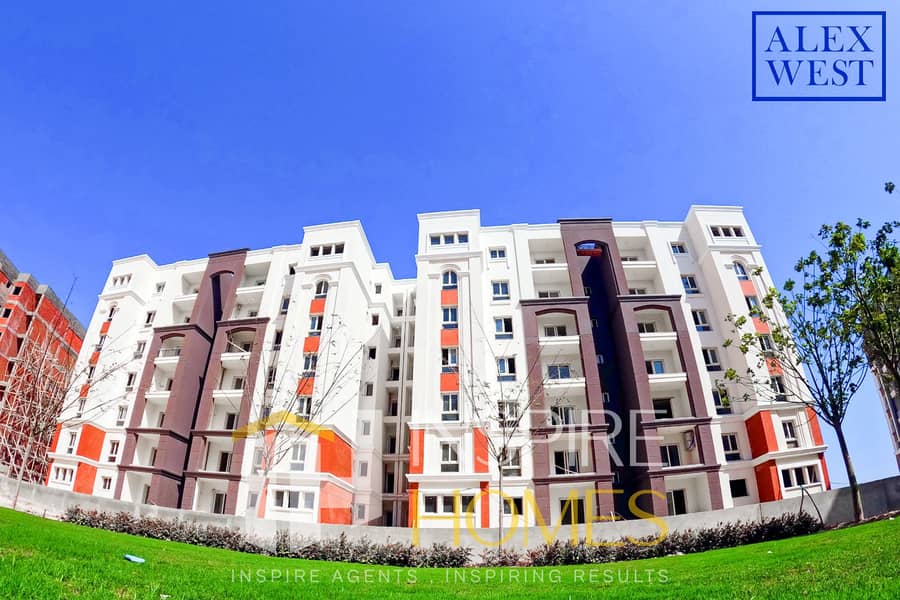 Resale apartment – with fully open views - Widok 3