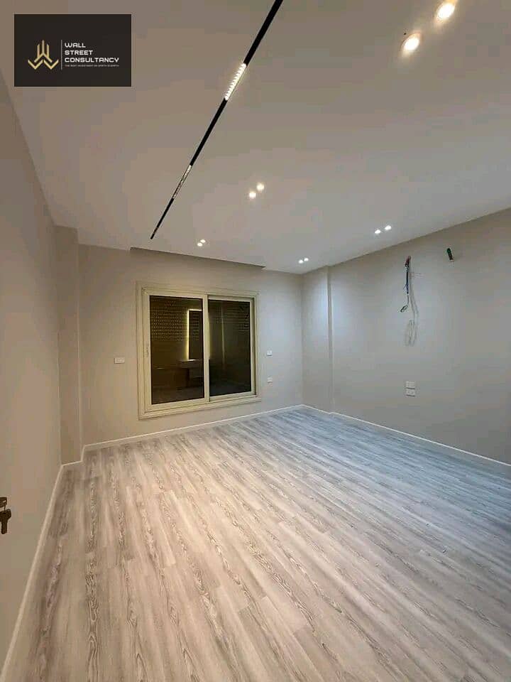 For Sale: Fully Finished Apartment in the Heart of Mostakbal City, directly on Al Mazar - Ansicht 3