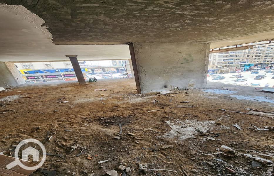 Licensed commercial scale with an area of 260m in the best location on Al-Labeeni Street, the main pyramid scale is opposite Awlad Rajab. - Ansicht 4