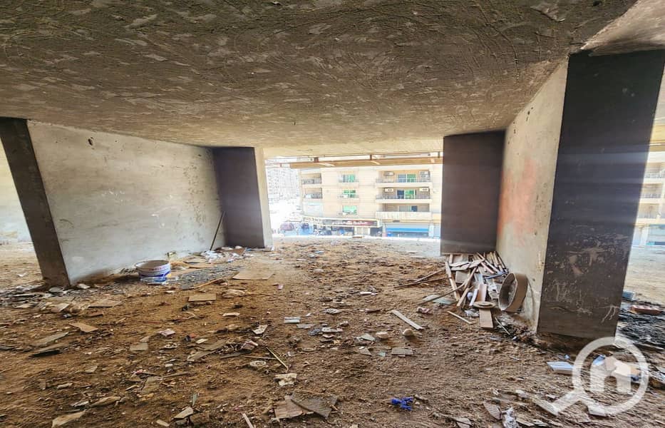 Licensed commercial scale with an area of 260m in the best location on Al-Labeeni Street, the main pyramid scale is opposite Awlad Rajab. - Ansicht 5