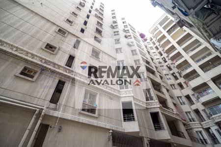3 Bedroom Apartment for Sale in Moharam Bik, Alexandria - 1. jpg