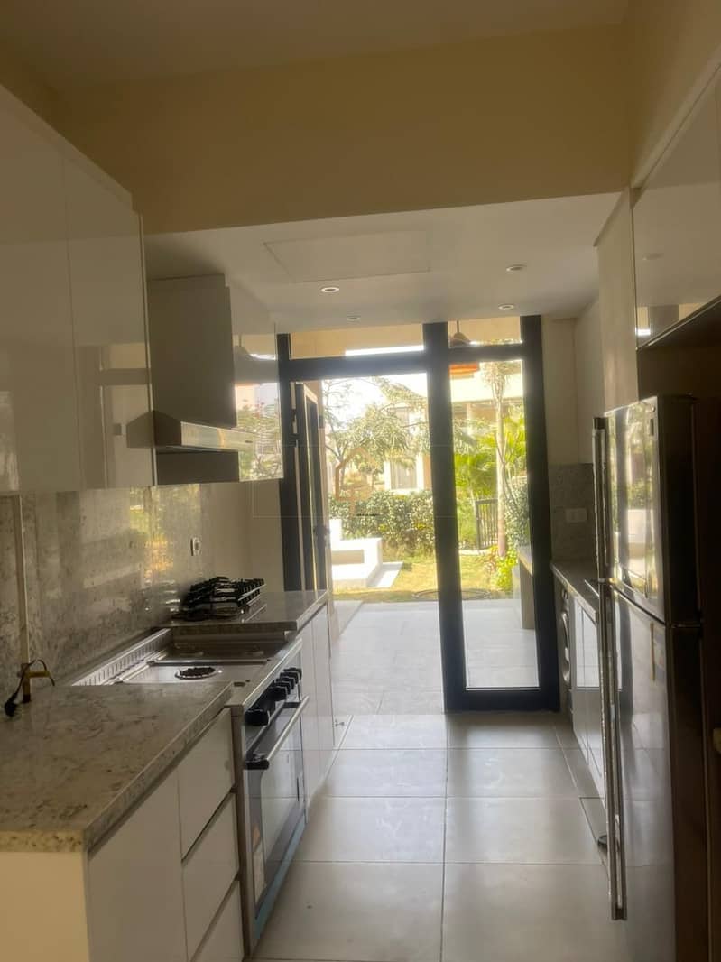 Townhouse Corner for rent at O-West October Whyt 200m – pohled 4