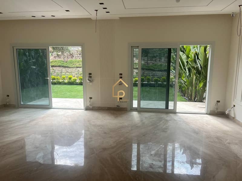 Corner Townhouse for Rent in Etapa Sheikh Zayed 330m - Ansicht 2