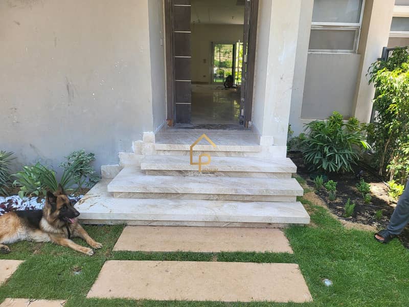 Corner Townhouse for Rent in Etapa Sheikh Zayed 330m - Ansicht 5