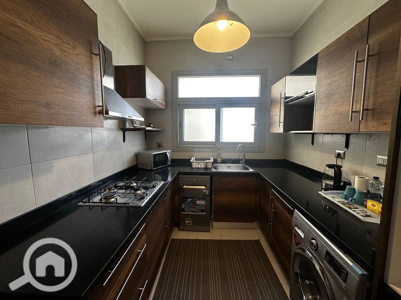 HOT DEAL FOR SALE Fully Finished and furnished studio in Village Gate Compound palm hills - Near by the AUC and point 90 mall - Widok 2
