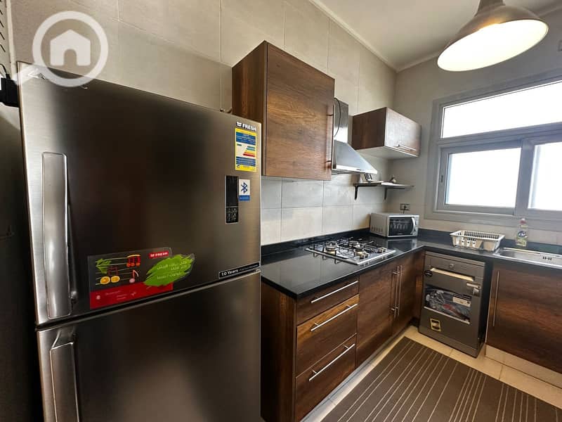 HOT DEAL FOR SALE Fully Finished and furnished studio in Village Gate Compound palm hills - Near by the AUC and point 90 mall - Widok 6