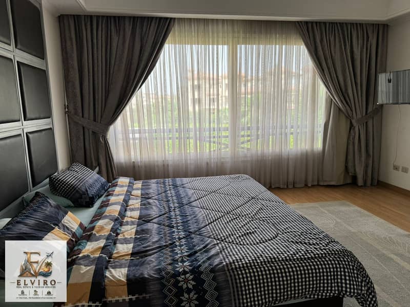 10 8ef0da40-a32c-4bed-a1c4-bab0e0662b82. jpg