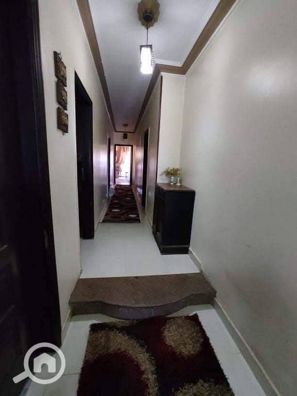 Roof in the First Settlement area, purple villas on a main street, super luxury finishing, 3 rooms including one master and 2 bathrooms. - Ansicht 5