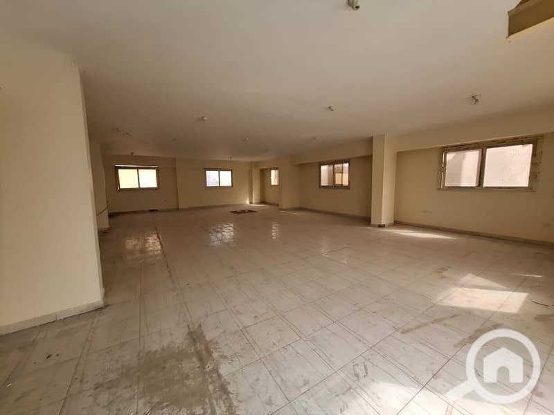 Ground-floor unit in an engineering/manufacturing facility (electrical panel operations), located in the Fifth Settlement Industrial Zone. Area: 200 s - Widok 5
